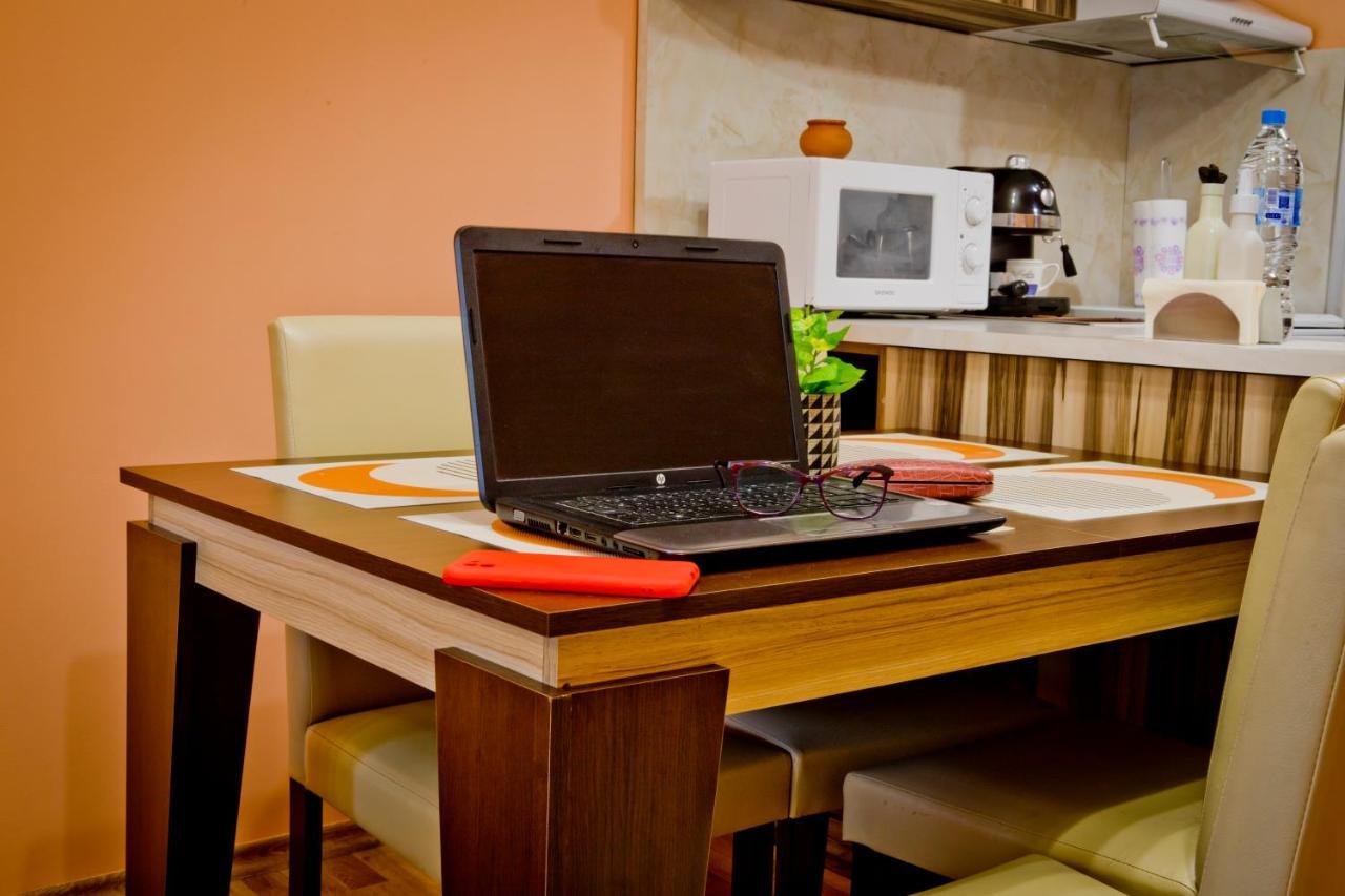 Sunflower Apartment City Center Plovdiv Eksteriør bilde